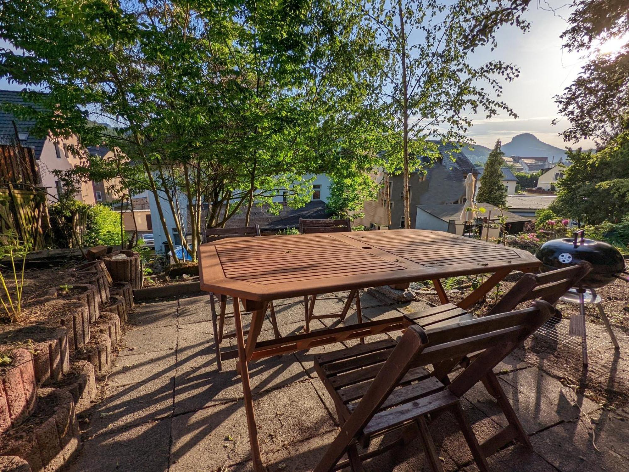 R3 - Urlaubsmagie - Helle Wohnung Mit Garten & Pool Rathmannsdorf Exterior photo